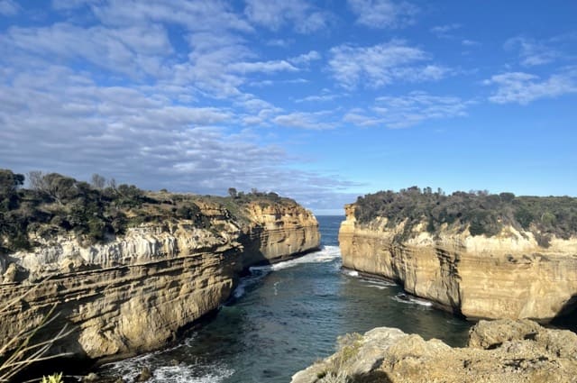The scenic photography spots and 5-day itinerary of the Great Ocean Road in Victoria.